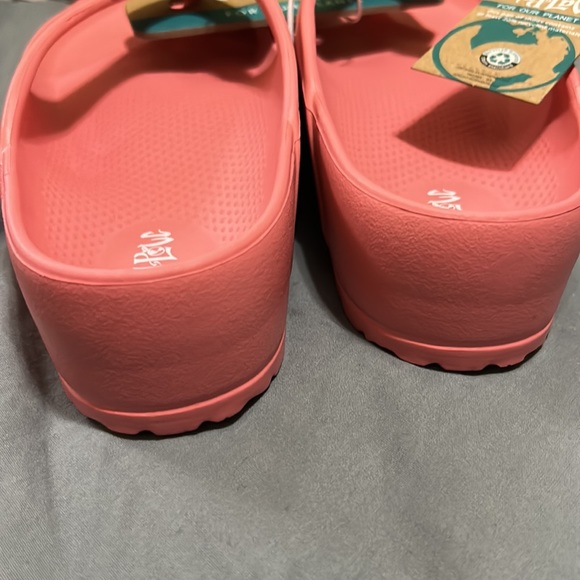 Women’s flip flops Sammy pink NWT - Picture 5 of 7